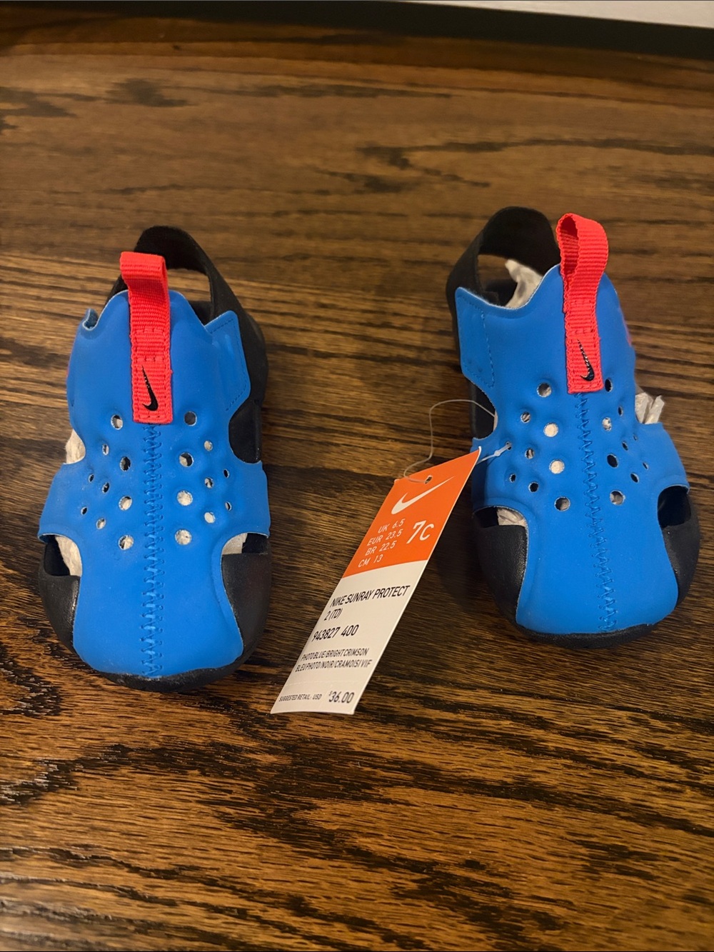 Nike Kids Sunray Protect 2 Photo Blue/ Bright Crimson size 7C Water Shoe